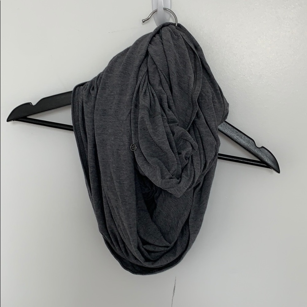 Grey Lululemon infinity scarf